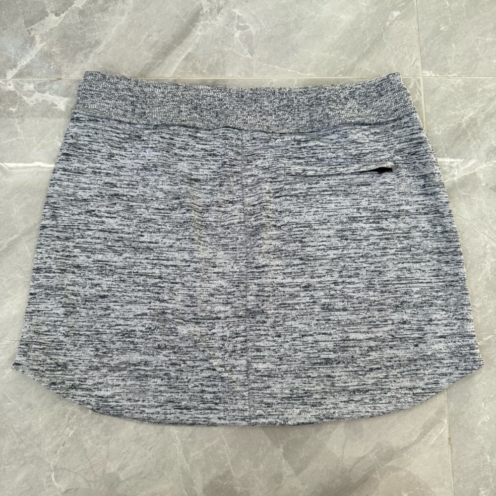 Women’s Athleta Downplay Drawstring Heathered Athletic Skirt Large - Picture 8 of 16
